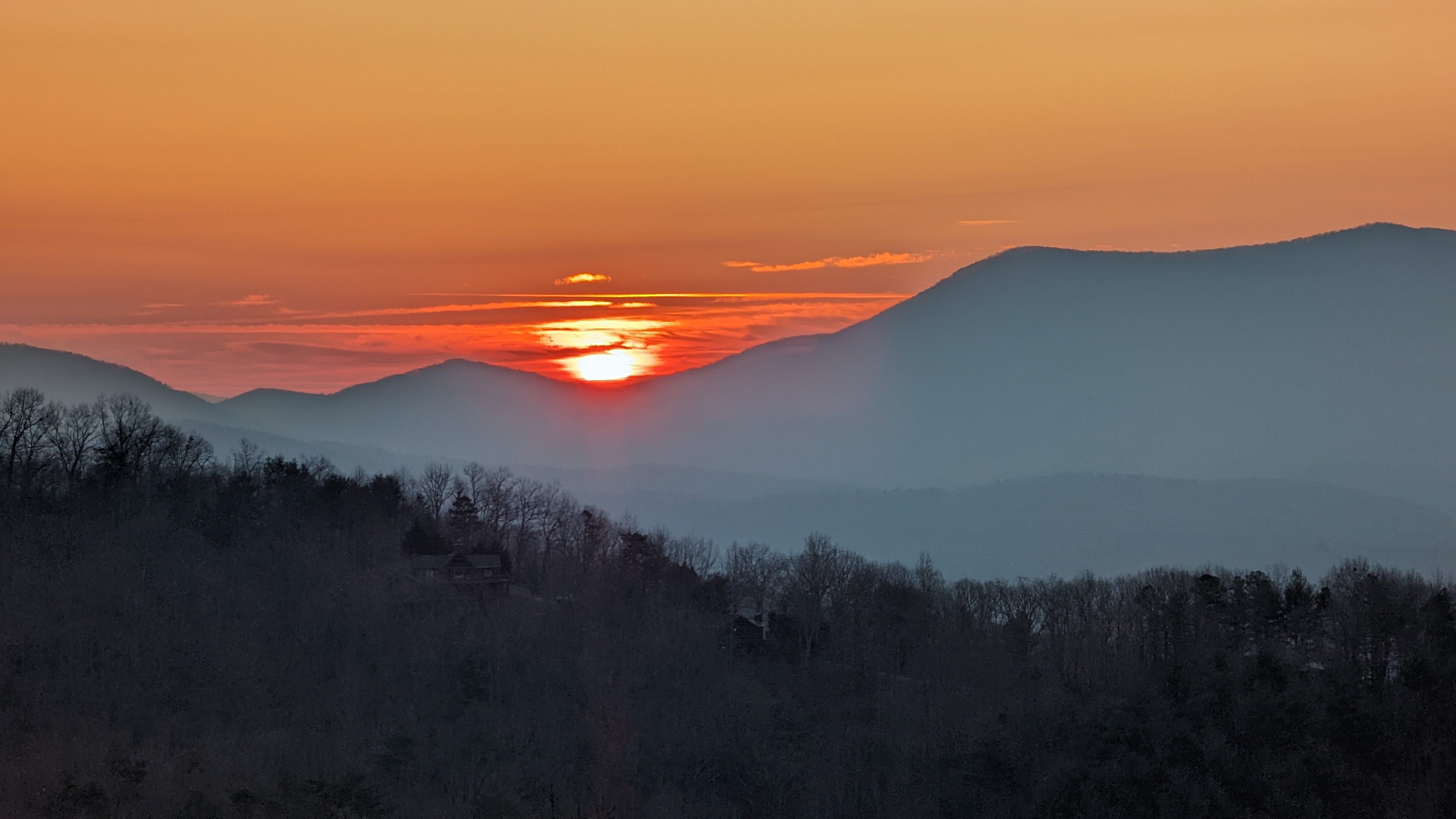 Winter morning views with the mountains waking up slowly.